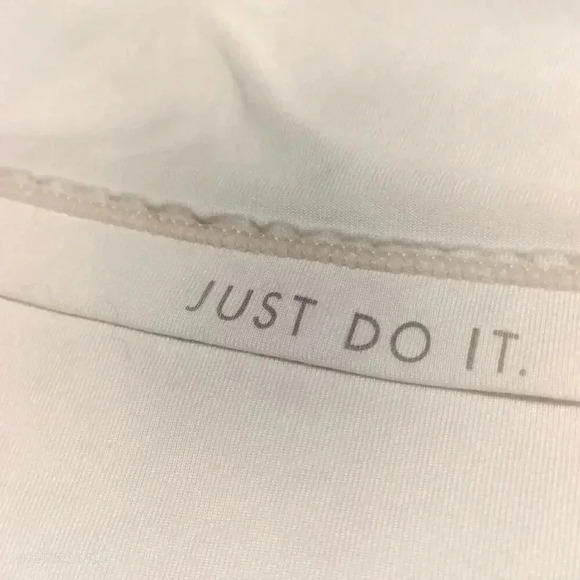 Nike Swoosh Dri-Fit Size Medium Just Do It Training White Tank Racerback Top - Picture 6 of 9